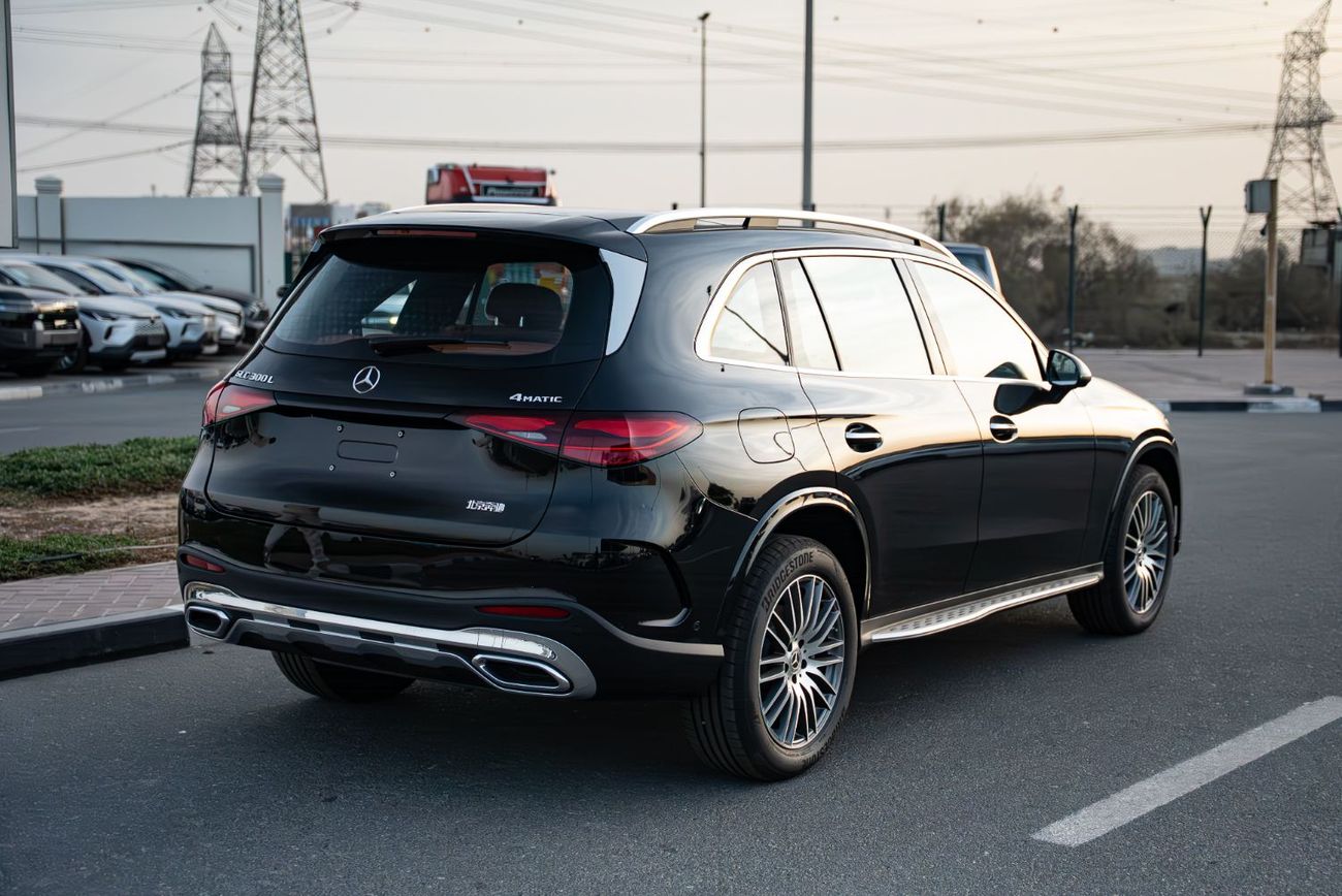 مرسيدس بنز GLC 300 Mercedes-Benz GLC 300 4Matic