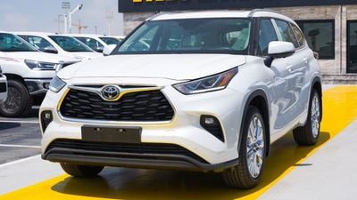 تويوتا هايلاندر 2.5L Hybrid VXR (AWD)