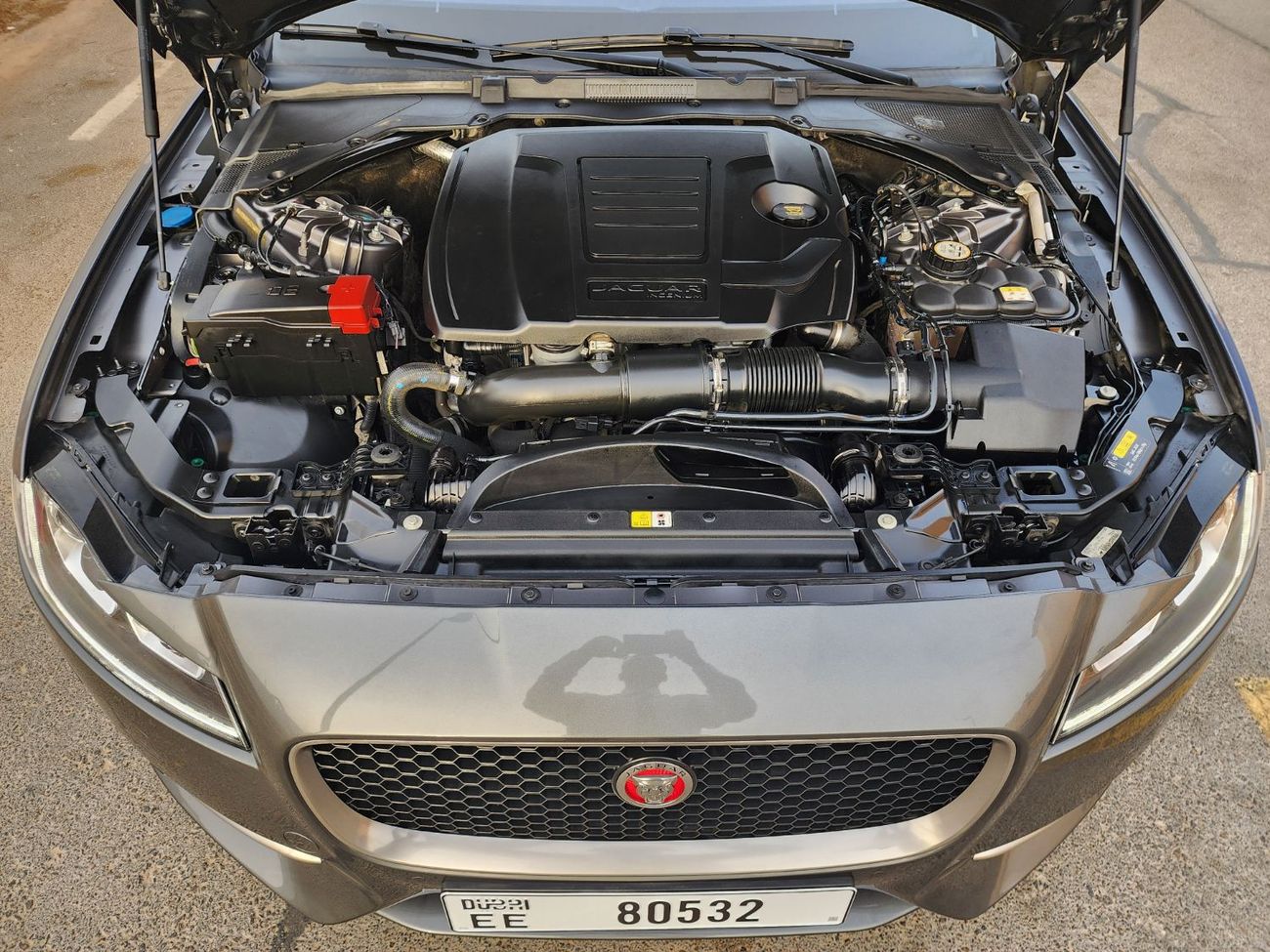 Jaguar XF Jaguar XF25t 2018 (R Sport Package - Black Edition)   Well maintained and taken care of   In Amazing