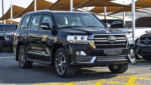 تويوتا لاند كروزر VXR 5.7 V8  Grand Touring