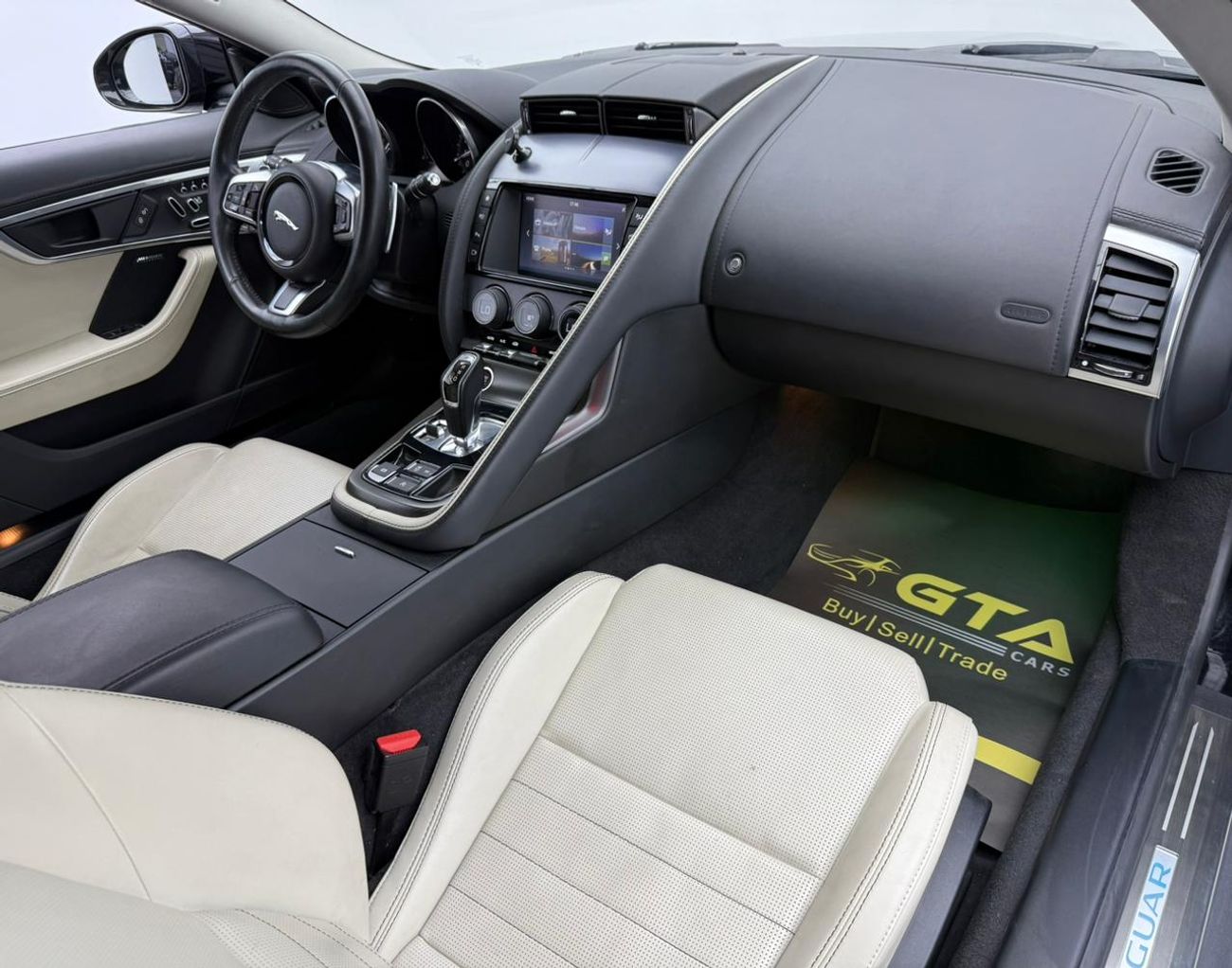 جاكوار F Type R-Dynamic 3.0L (380 HP) Coupe 2018 Jaguar F‑TYPE R‑DYNAMIC, Warranty, Agency Service contract+Full S