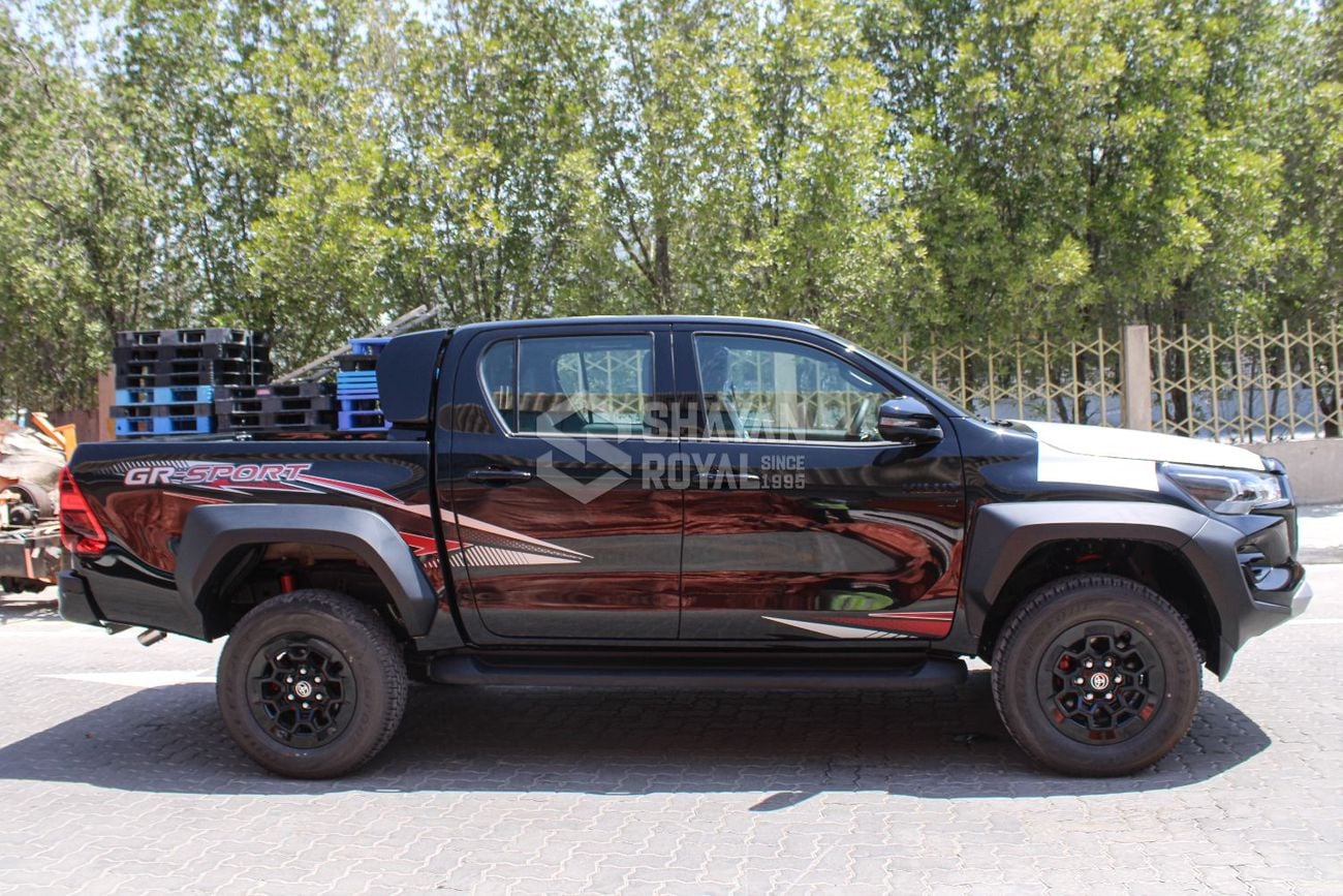تويوتا هيلوكس GR SPORTS 4.0L V6 PETROL DC AT 4WD 2026MY