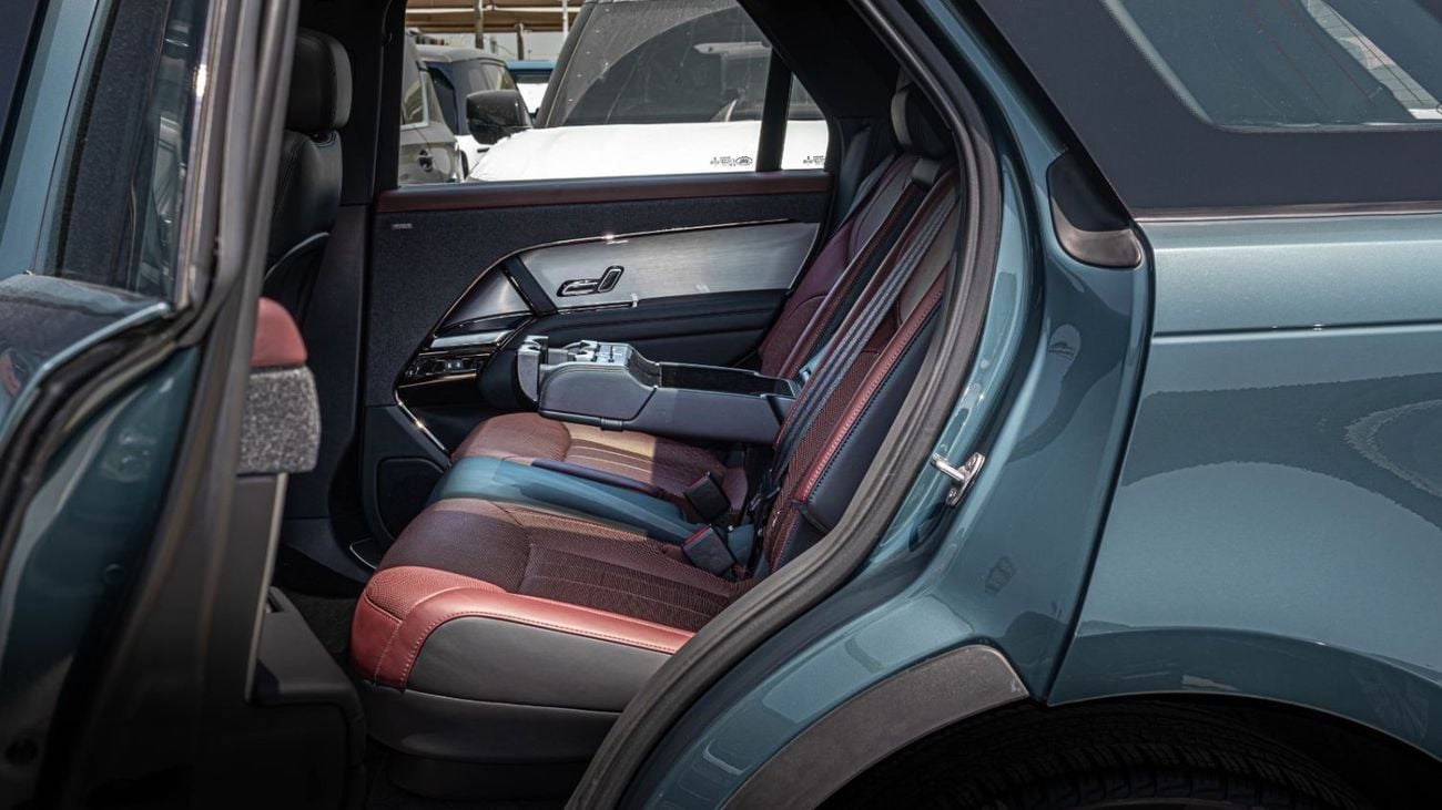 Land Rover Range Rover Sport HSE DYNAMIC 2023 Range Rover Sport | 3.0L Mild Hybrid | AWD | European Specs