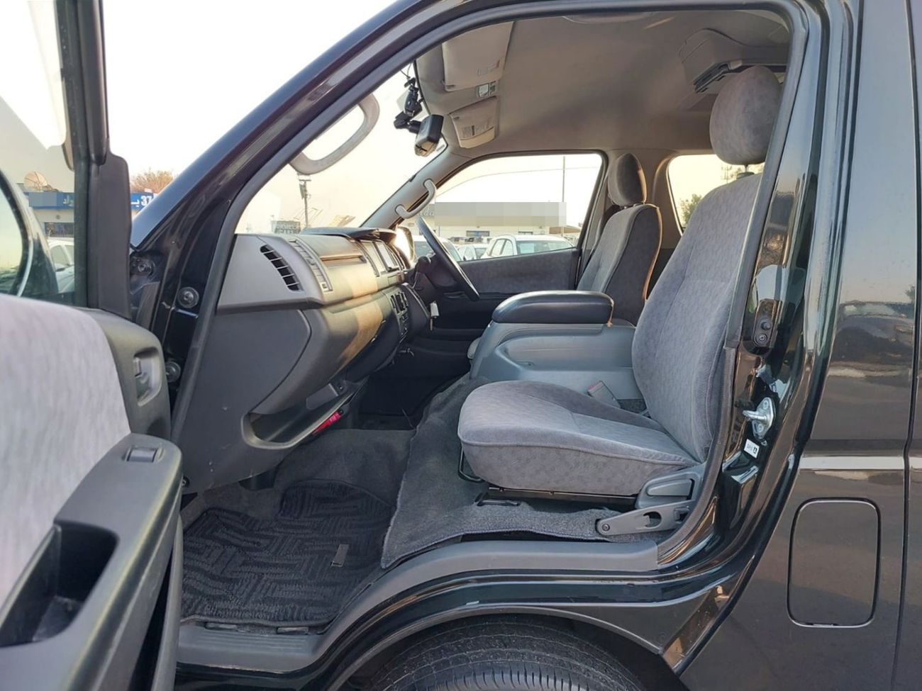 Toyota Hiace TOYOTA HIACE WAGON VAN RHD 2008 MODEL 2.7 L PETROL AUTOMATIC(PM07307)