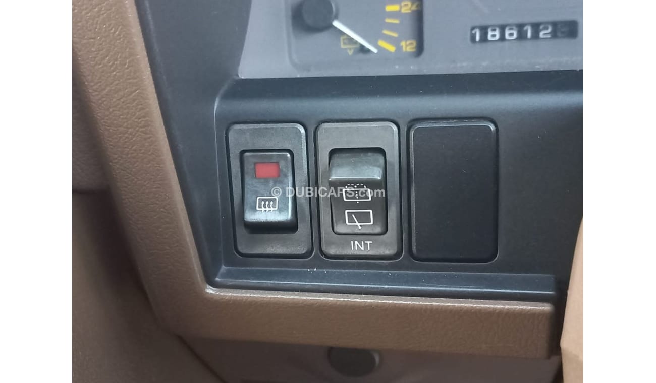 Nissan Patrol Safari NISSAN SAFARI RIGHT HAND DRIVE (PM1151)