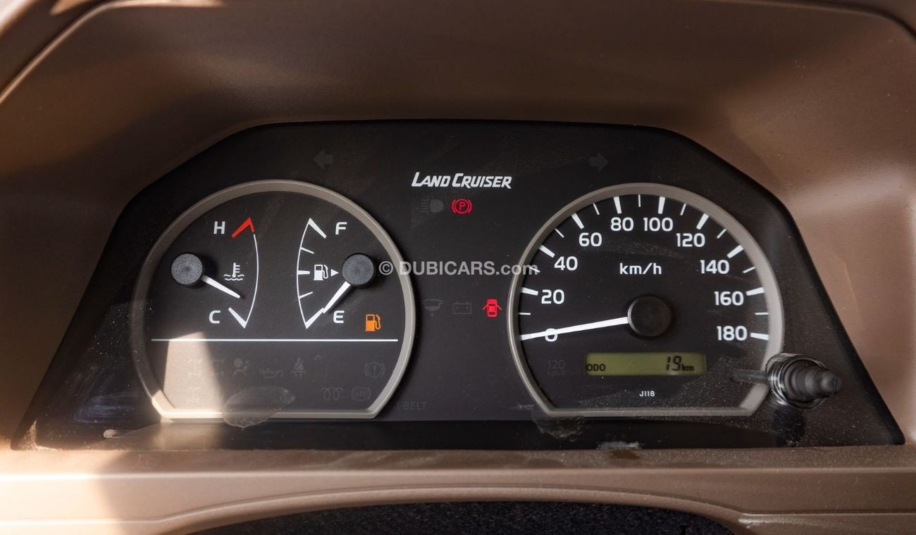 تويوتا لاند كروزر بيك آب 2023 Toyota Land cruiser 79 Double Cab 4.2L Diesel