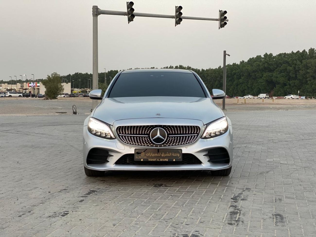 Mercedes Benz C300 STD (NON GCC) Premium 2.0L
