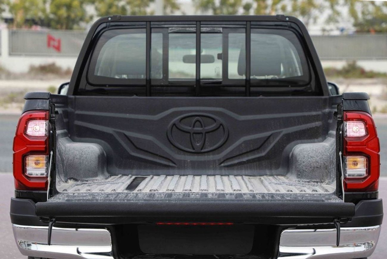 تويوتا هيلوكس HI 2.7L - ATTITUDE BLACK inside BLACK | Export Only