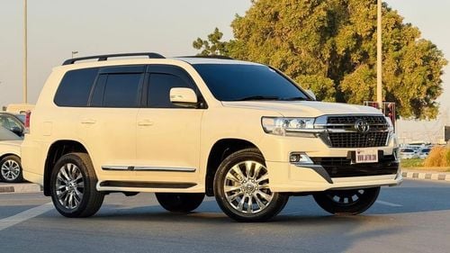 Toyota Land Cruiser PUSH START | V8 DIESEL ENGINE | SUNROOF | AUTOMATIC | PARKING SENSORS