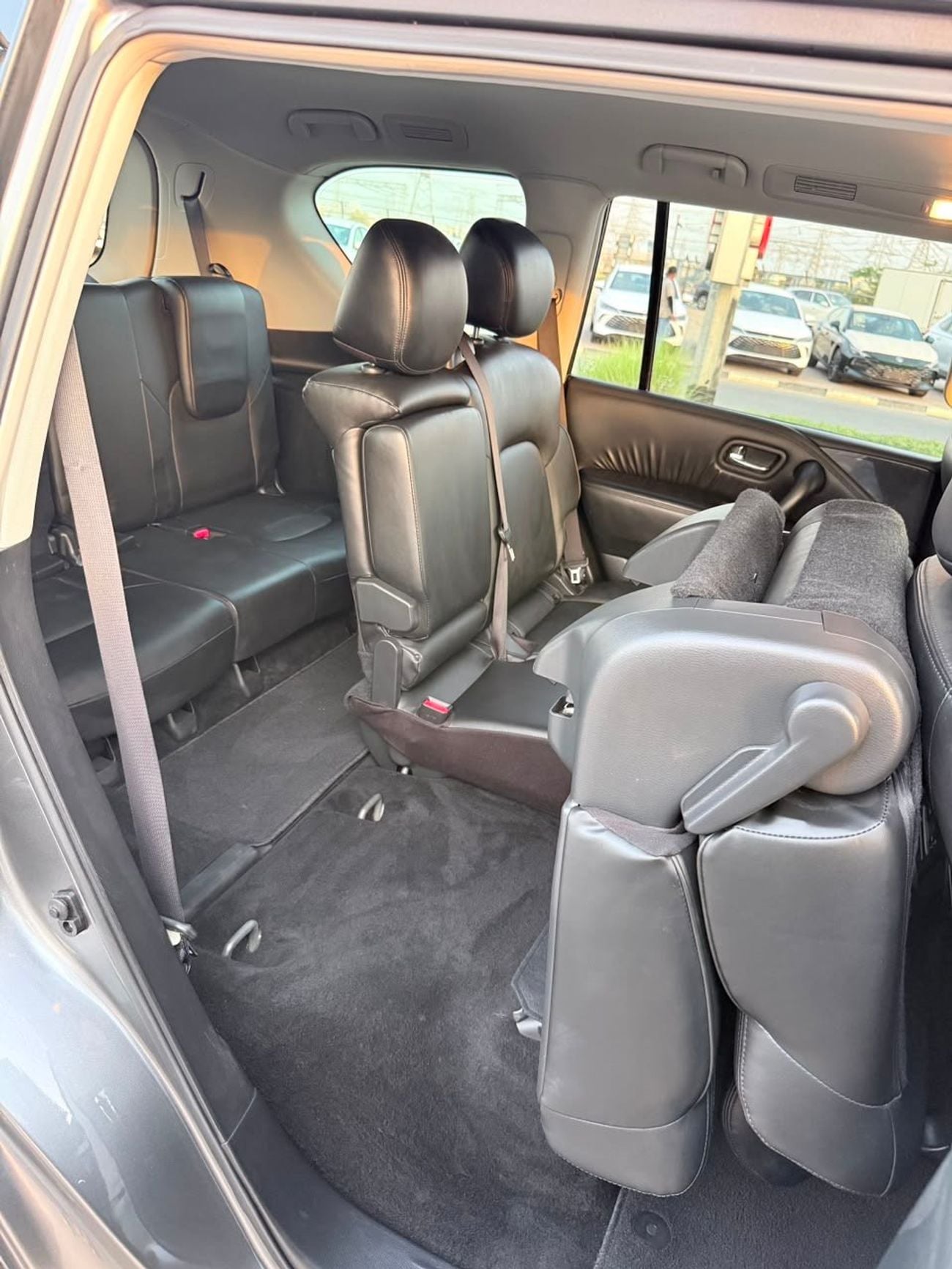 Nissan Armada 2023 SV 5.6L