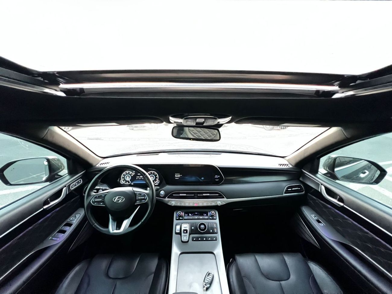 هيونداي باليساد 2022  Hyundai Palisade Calligraphy Edition Full Option Panoramic View - 360* 5 CAM - HUD - 3.8L  V6