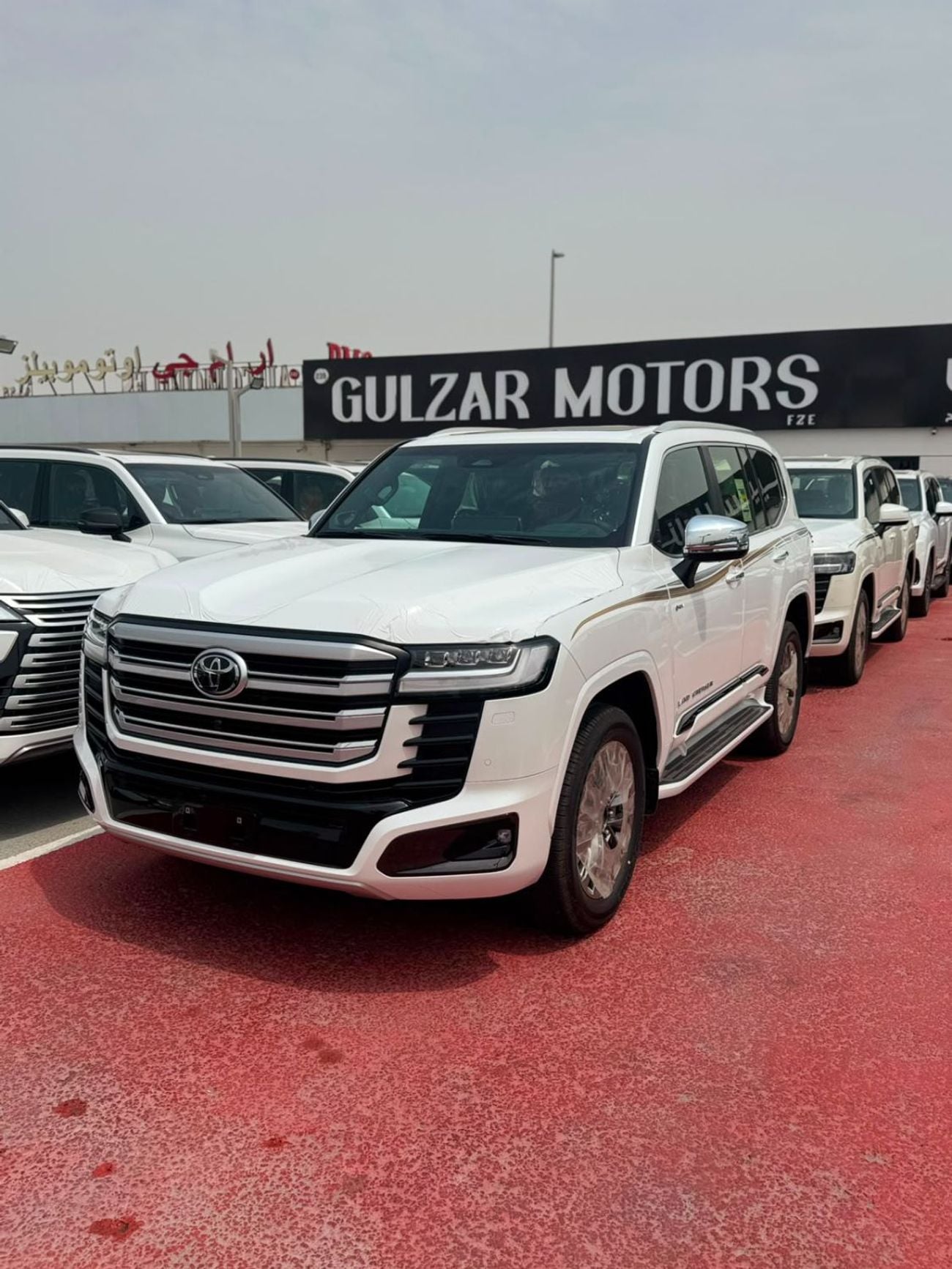 Toyota Land Cruiser VXR FULL OPTION