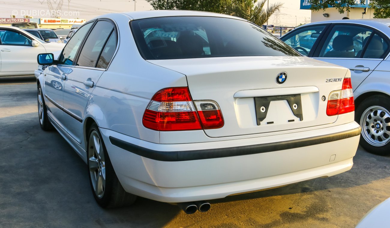 BMW 330i i