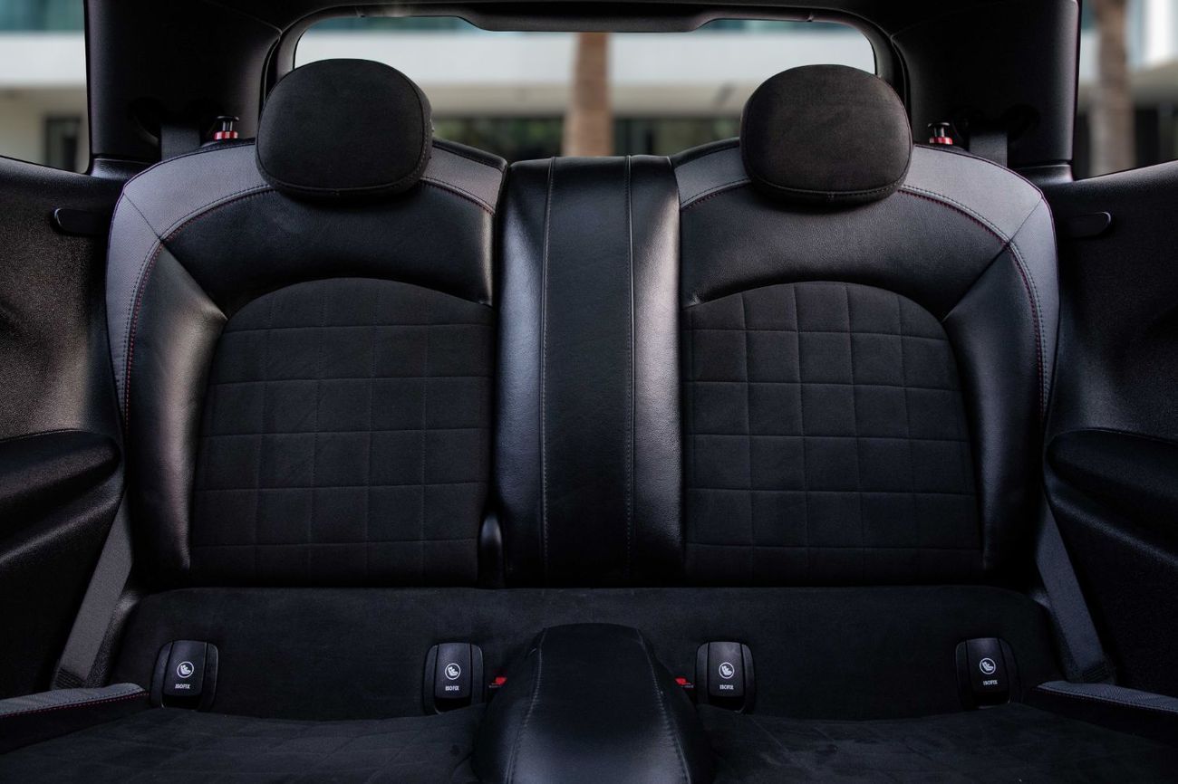 Mini John Cooper Works 2,370 P.M  | 0% Downpayment |  Mini John Cooper Works | AGENCY WAR!