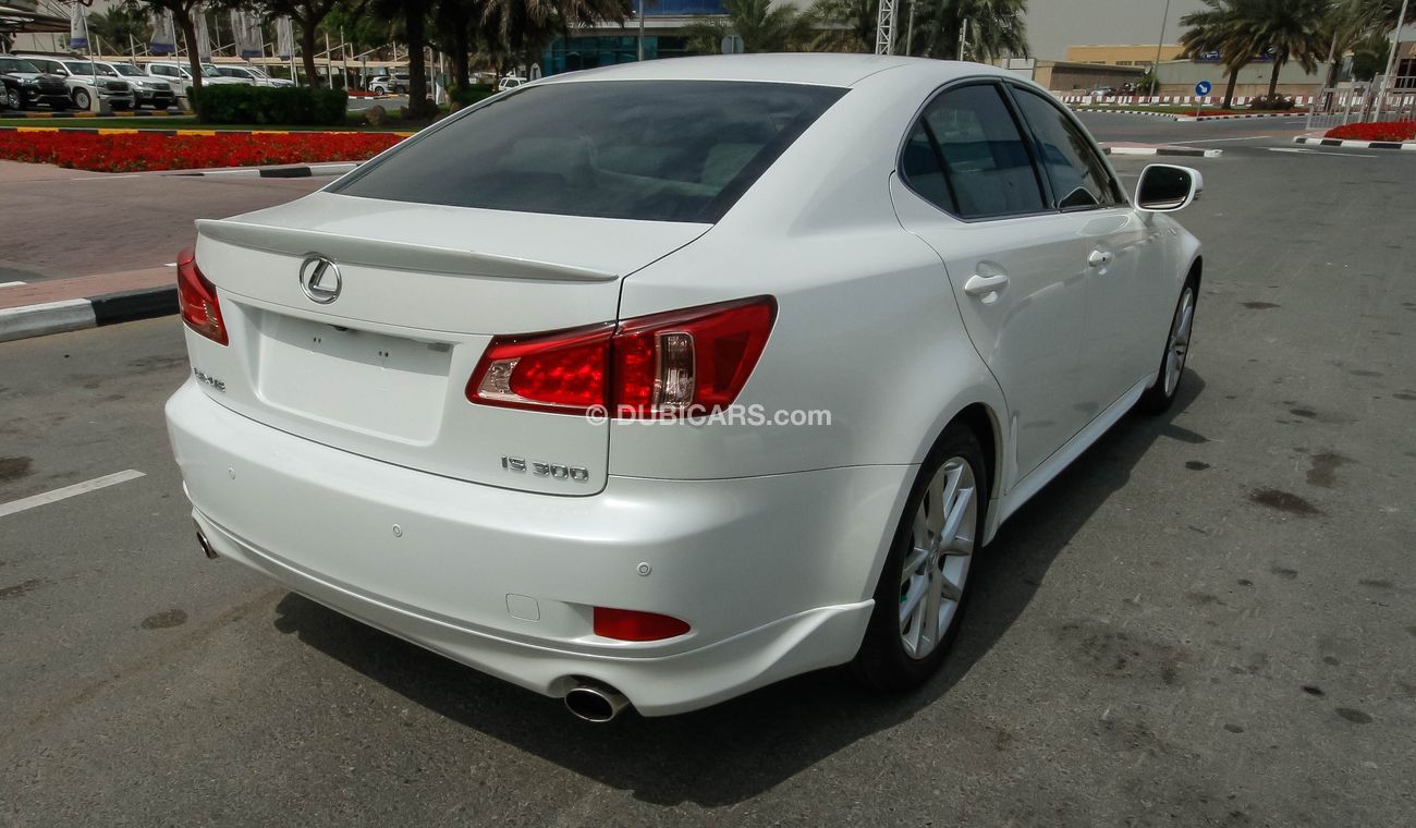 Lexus IS300