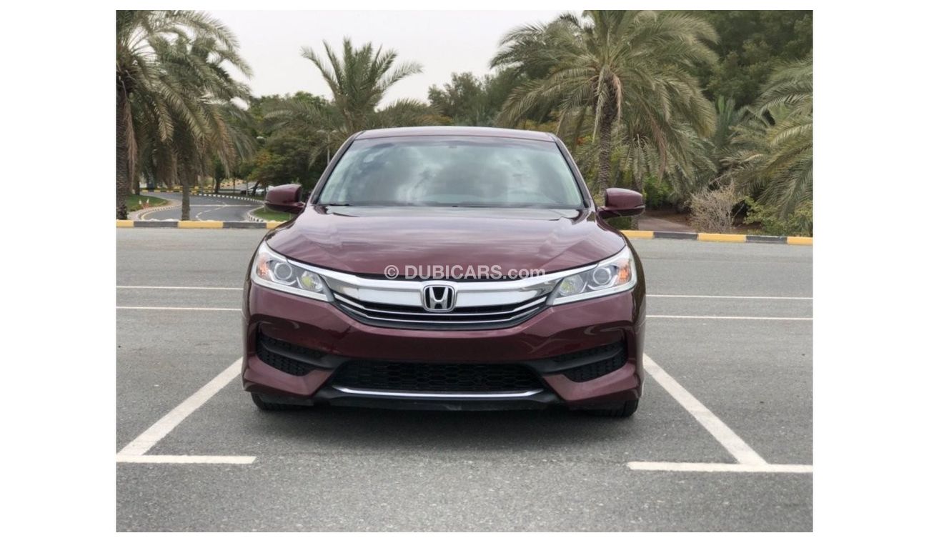 Honda Accord LX Model 2017 GCC CAR PERFECT CONDITION INSIDE AND OUTSIDE FULL OPTION SUN ROOF LEATHER SEATS NAVIGA
