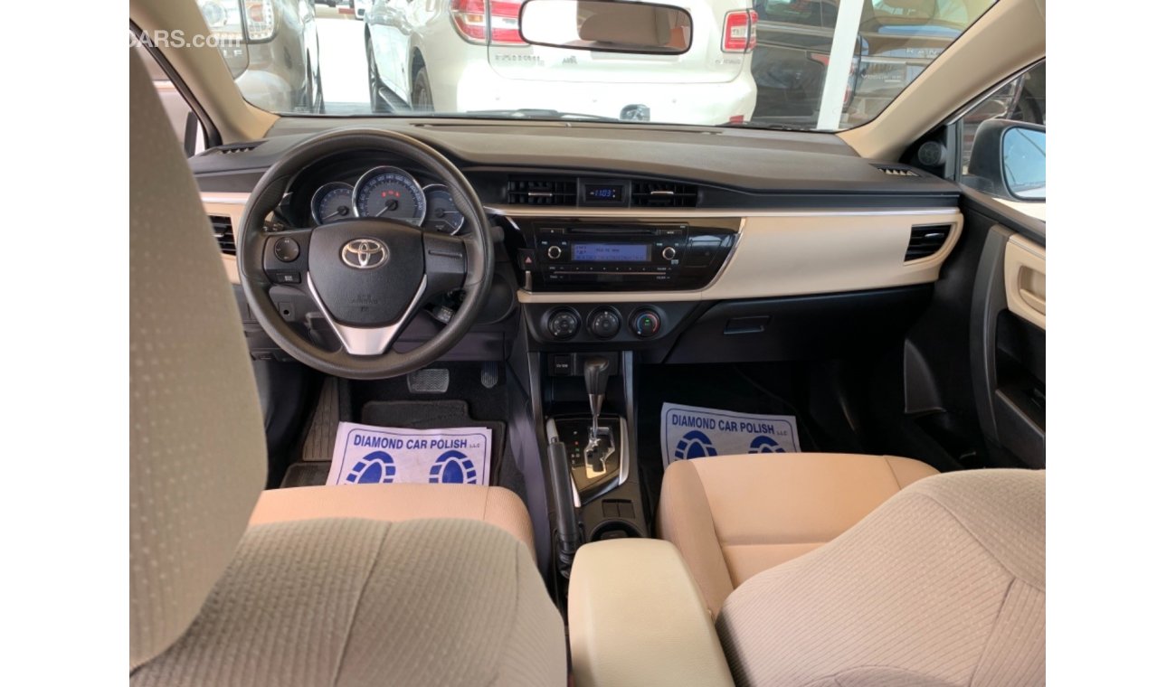 Toyota Corolla Toyota Corolla  model 2015 Gcc very celen car price 30,000 km