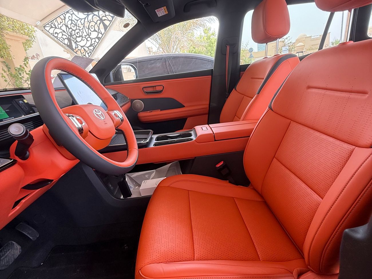 تويوتا BZ3X Toyota BZ3X 610 Max custom edition w/carplay and android auto Car is registered and ready for transf