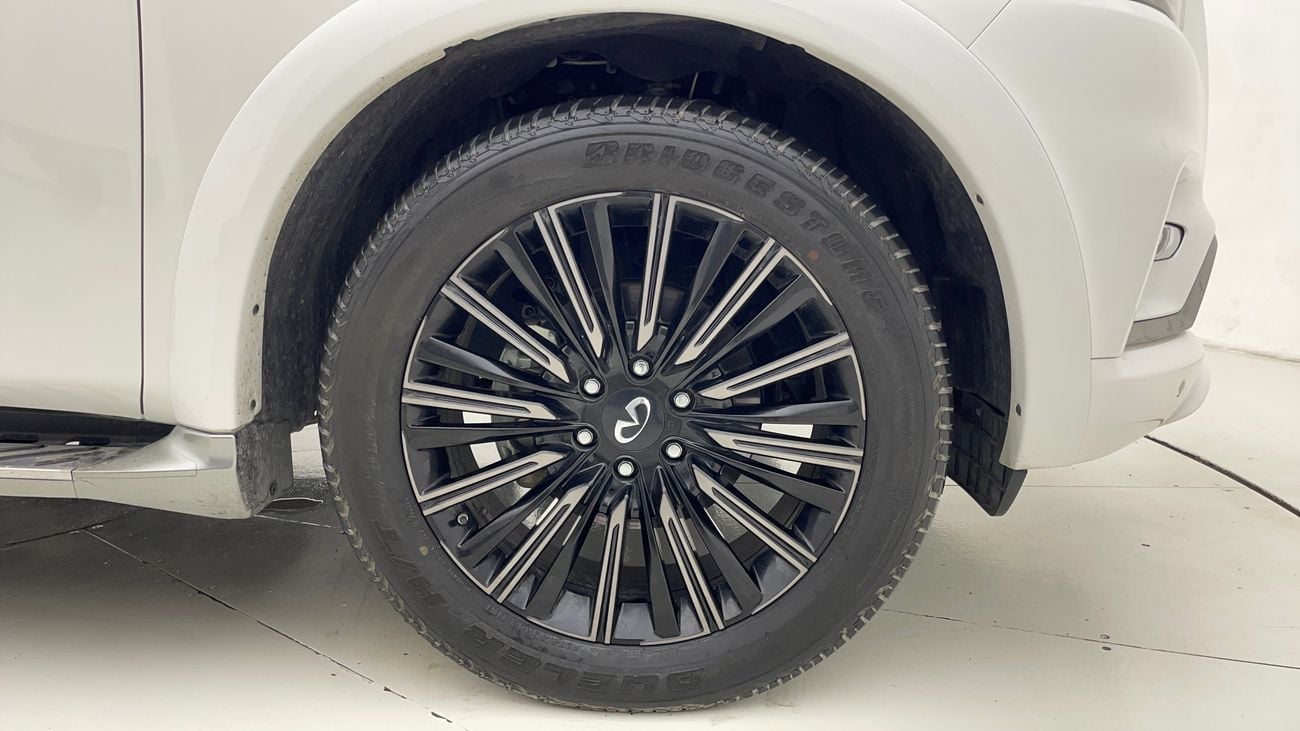 Infiniti QX80 Luxe 7st 5.6L 2023 LUXE | AED 2421/Month | 0 DP | 30 Day Return | Warranty | Service History