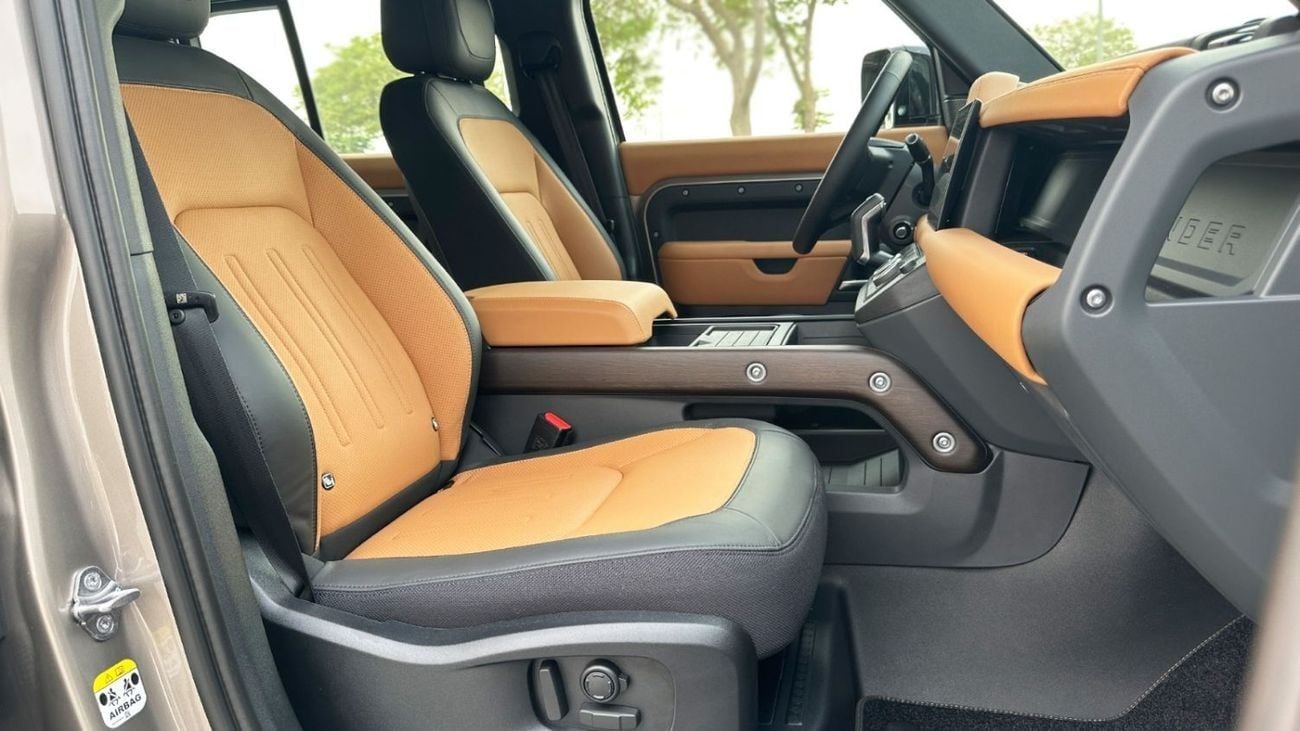لاند روفر ديفندر P400 110 X-Dynamic HSE 3.0L (5 Seater)