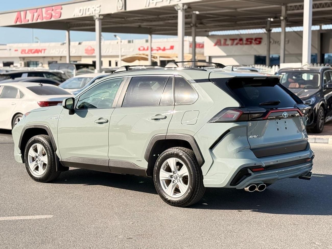Toyota RAV4 XLE 2.5L