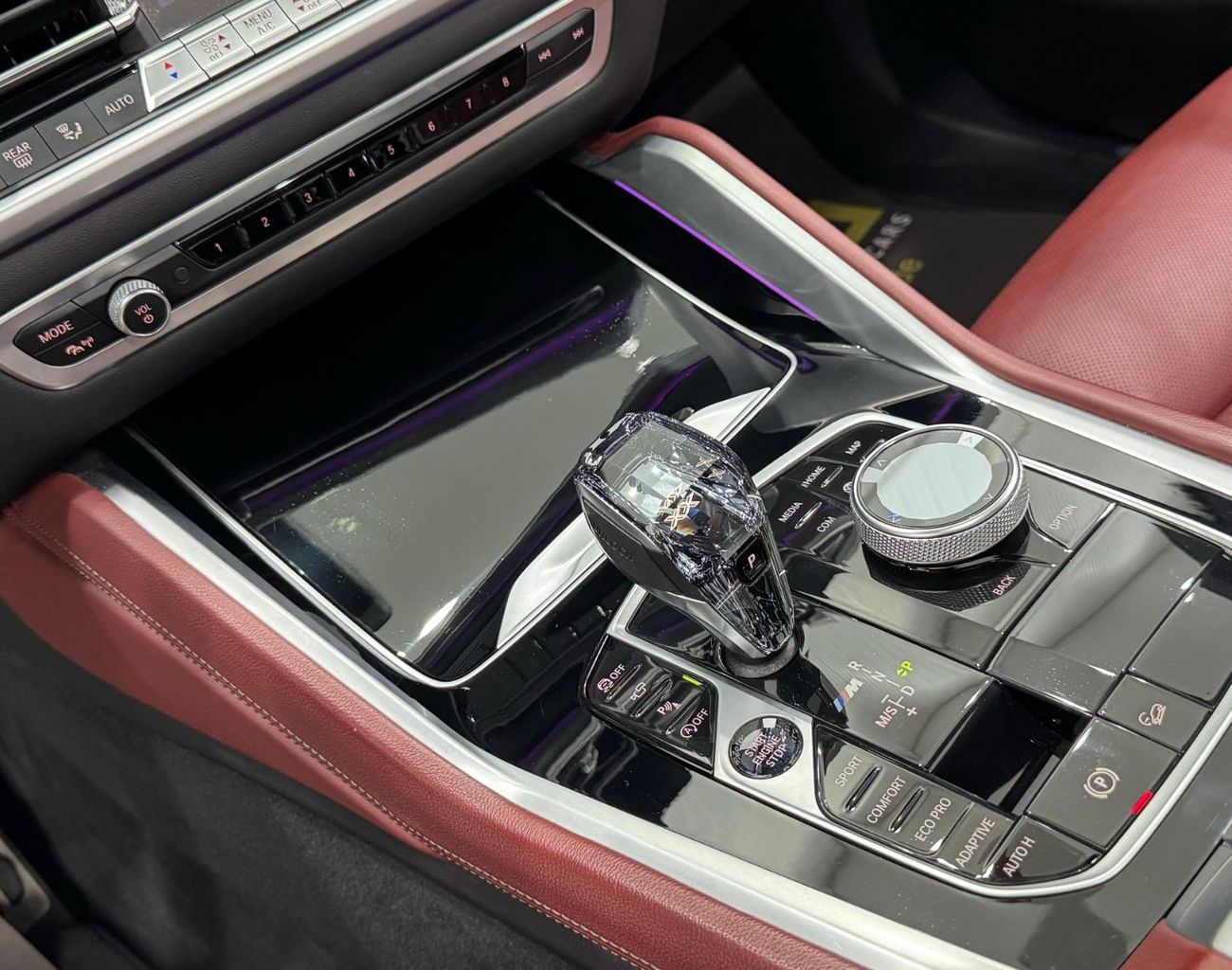 بي أم دبليو X6 M50i 4.4L 2022 BMW X6 M50i, Aug 2026 AGMC Warranty + Service Package, AGMC Full Service History, GCC