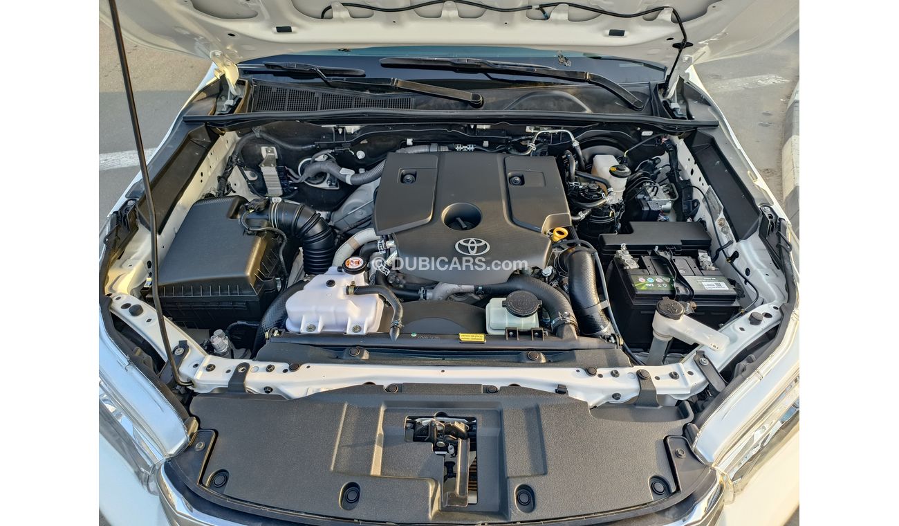 Toyota Hilux 2.4L Diesel, Manual Gear Box / Double Cabin & Chrome Mirror / 4WD (LOT # 2764)