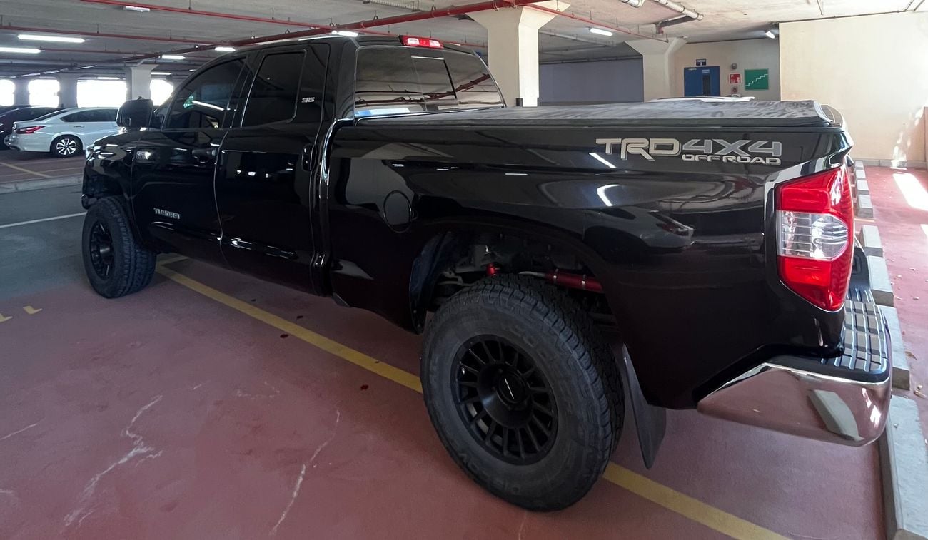 Toyota Tundra STD (NON GCC)