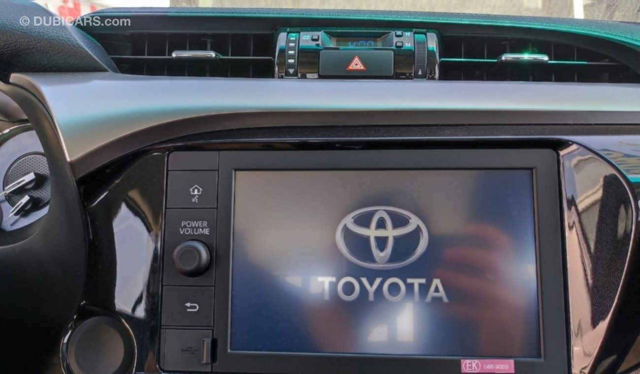 Toyota Hilux S GLX Hilux 2.4L Diesel, V4, 2022, Double Cab, 4x4.