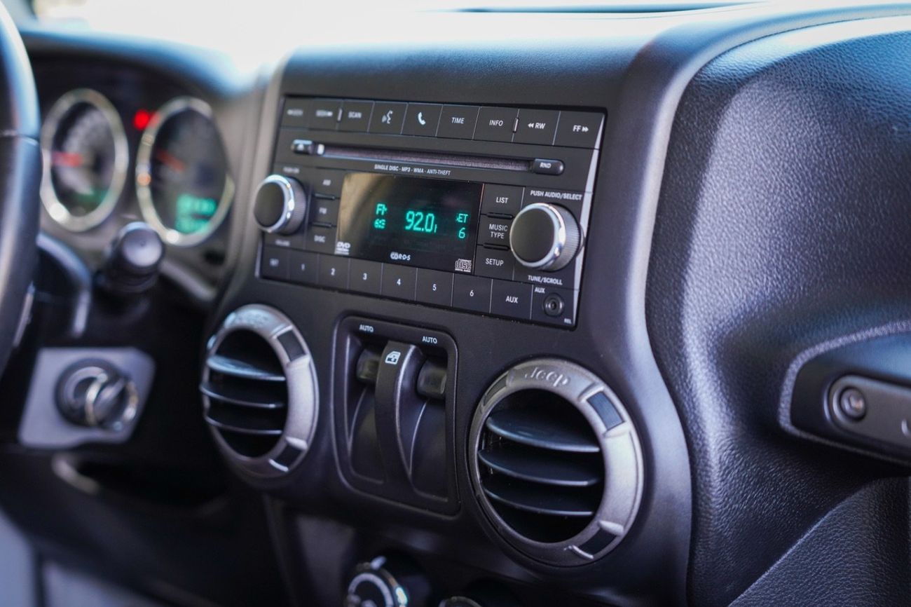 جيب رانجلر Sport S 3.6L A/T