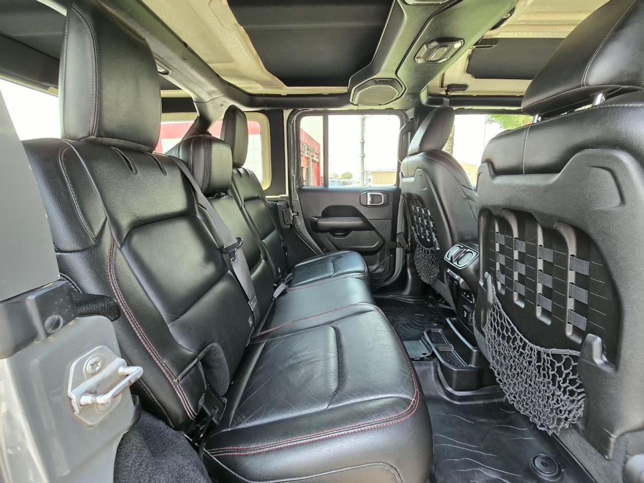 Jeep Wrangler Unlimited RUBICON 2019 GCC WELL MAINTAINED SINGLE OWNER IN MINT CONDITION