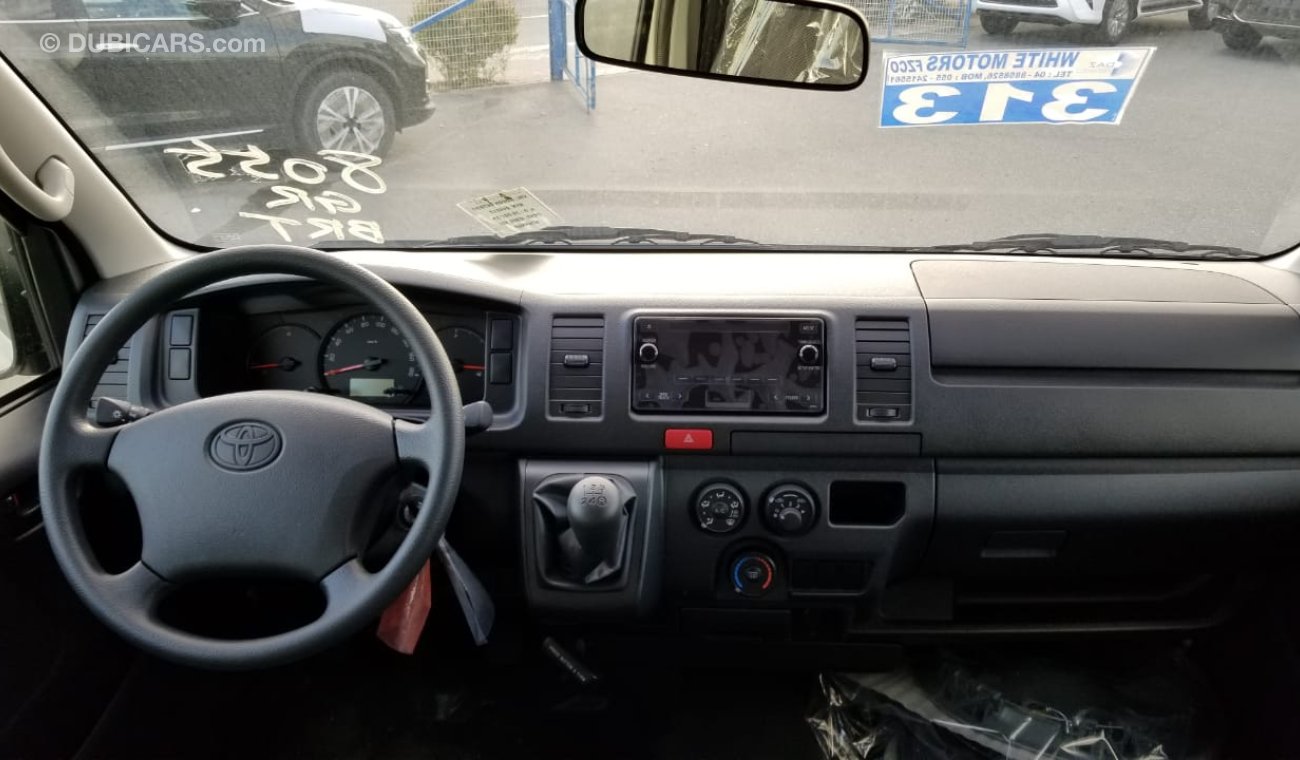 Toyota Hiace TOYOTA HIACE 2.7L CARGO 2020