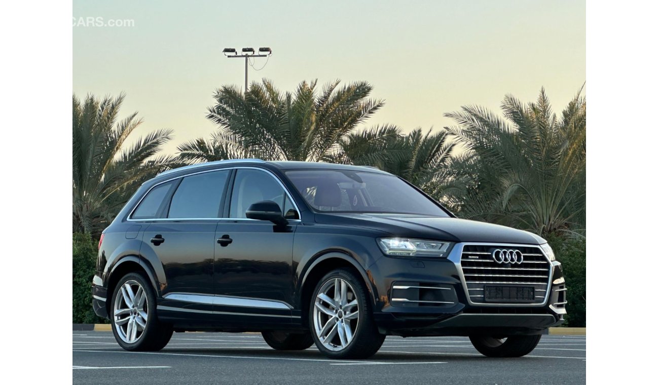 أودي Q7 45 TFSI quattro S-لاين