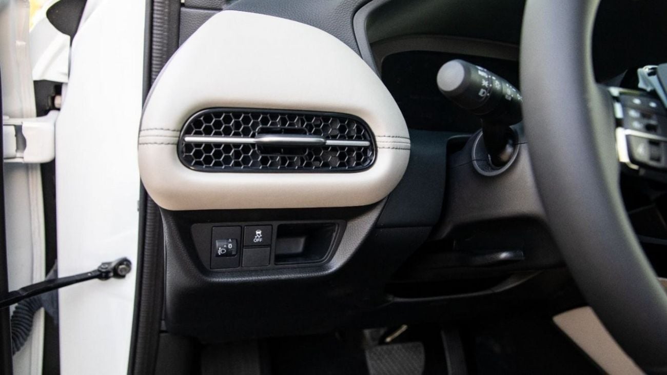 هوندا ZRV LX SUV 1.5L/2024/GCC/WITH LOCAL WARRANTY. Local Registration +10%