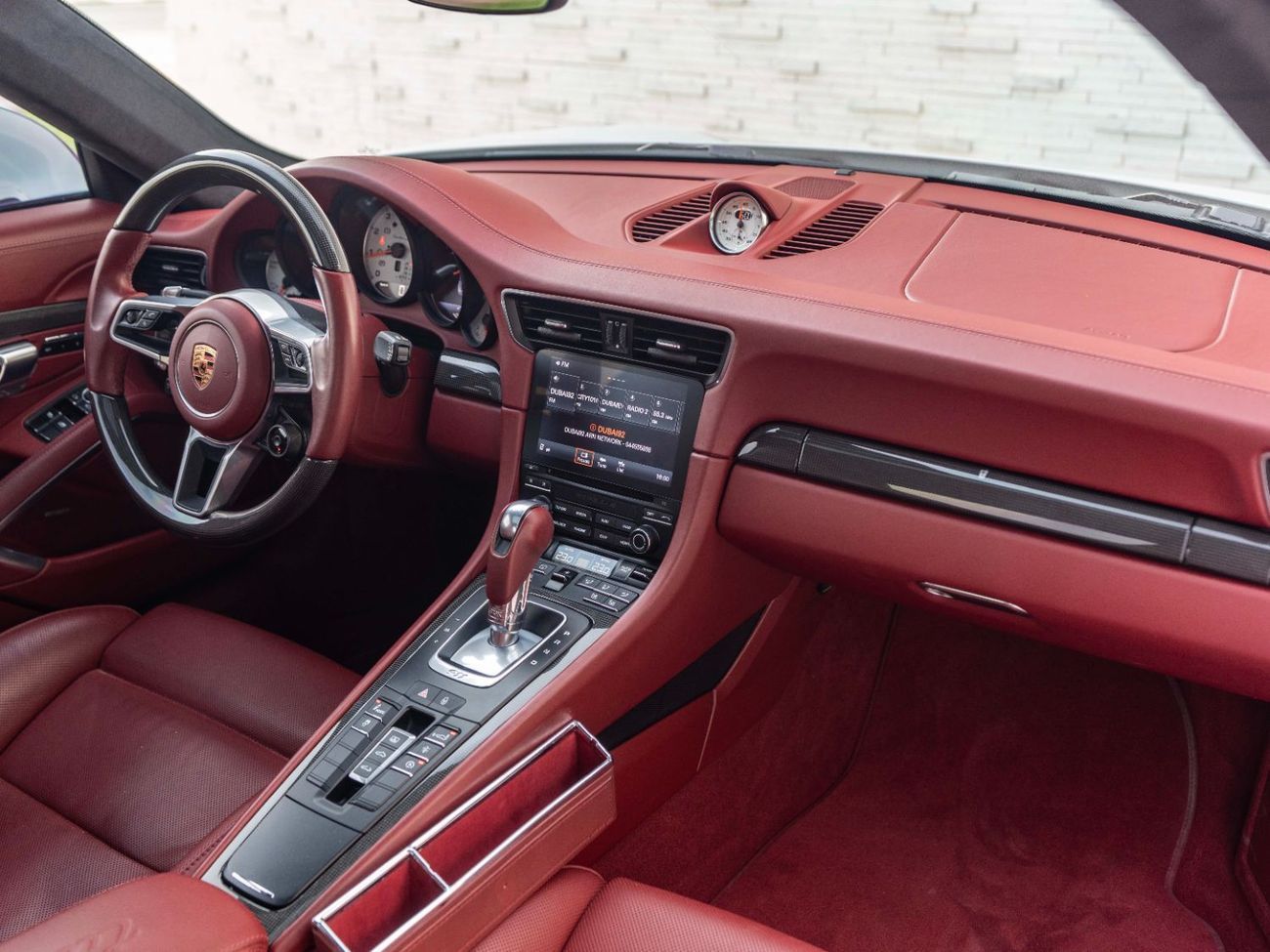 Porsche 911 Turbo S 3.8L (530 HP) Coupe