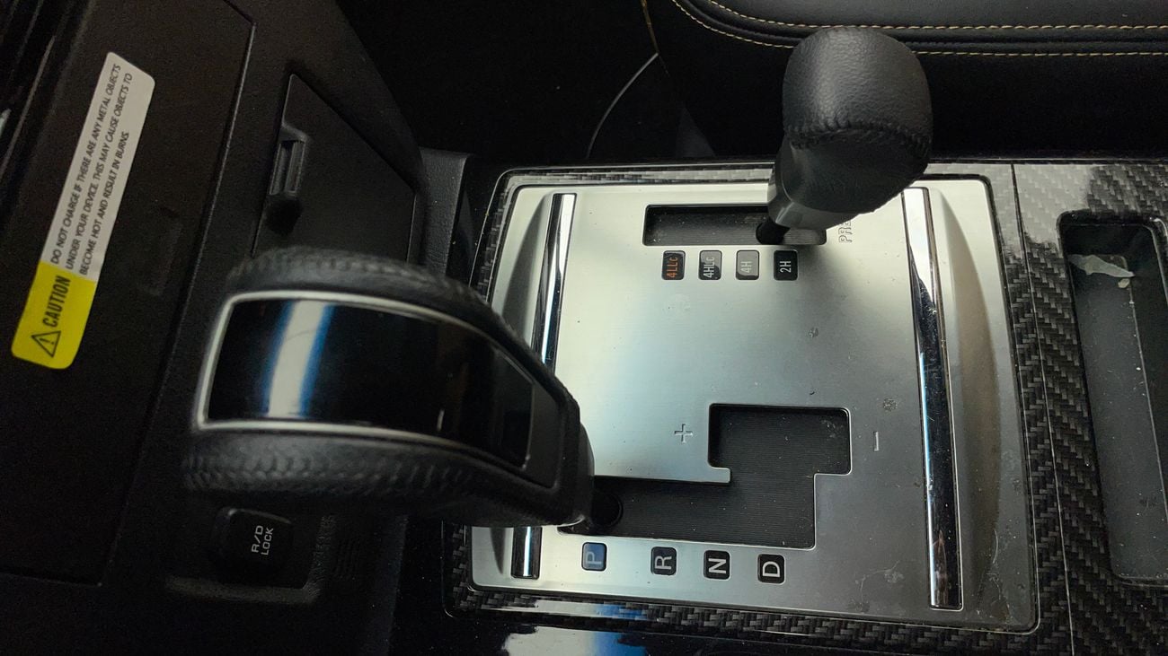 Mitsubishi Pajero GLS H/L SIGNATURE EDITION 3.8 | Zero Down Payment | Home Test Drive