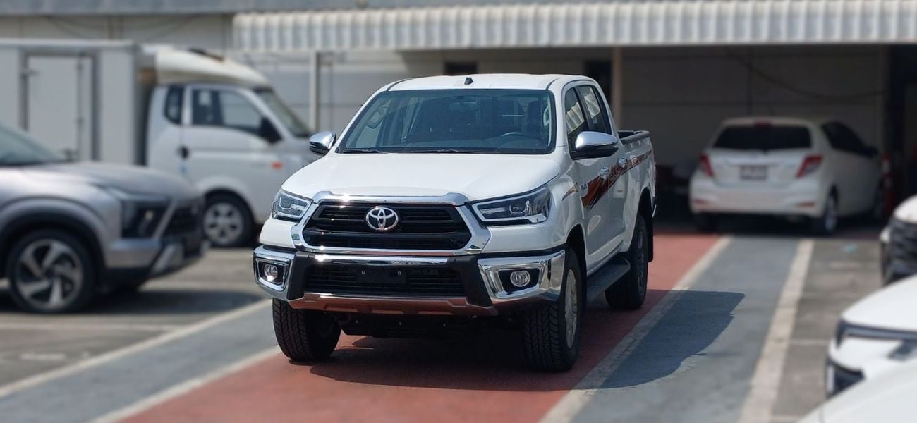 تويوتا هيلوكس Hilux 2.7L Petrol AT 4x4 2026YM