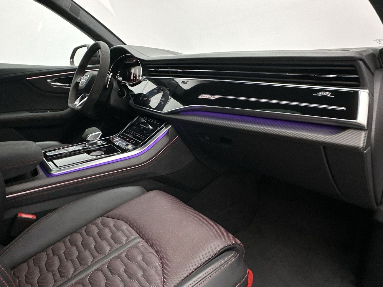 أودي RSQ8 RS Q8 SUV Performance 640hp Carbon Edition (Ref# 19681)