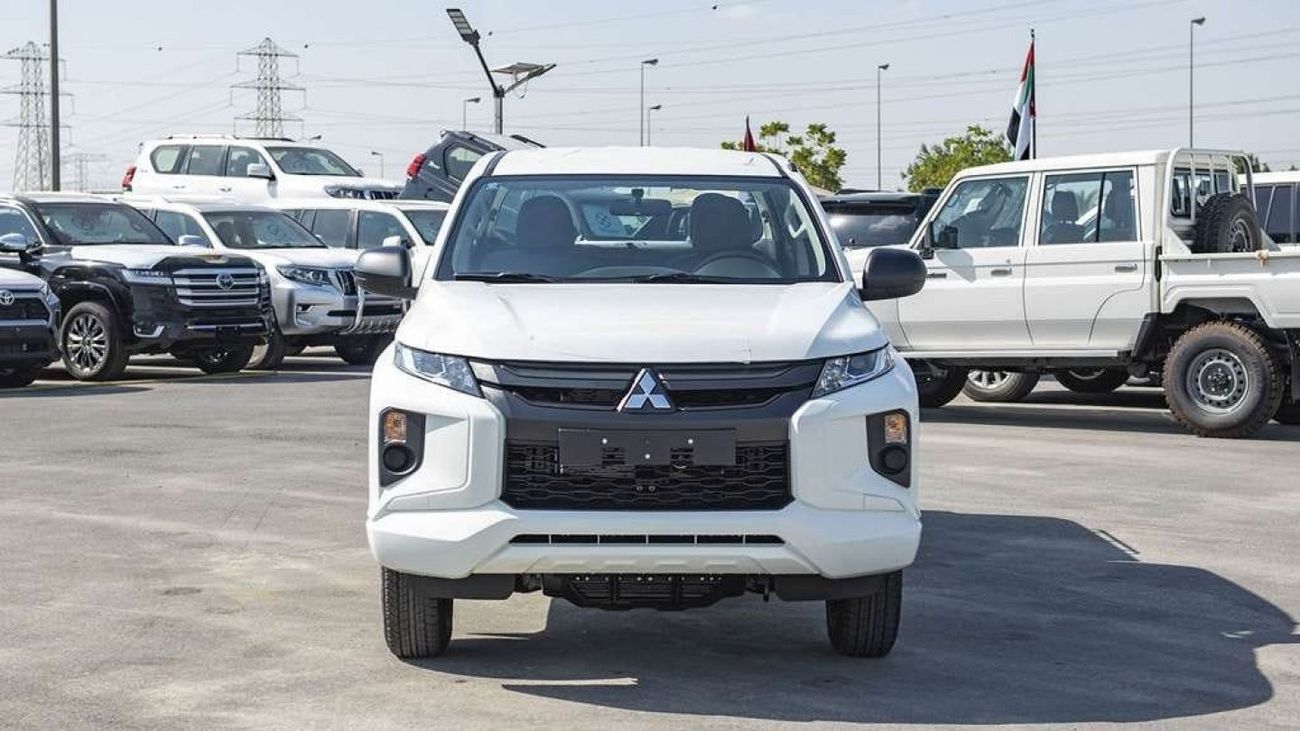 New Mitsubishi L200 L200 2.4L DIESEL 2023 for sale in Dubai - 669707