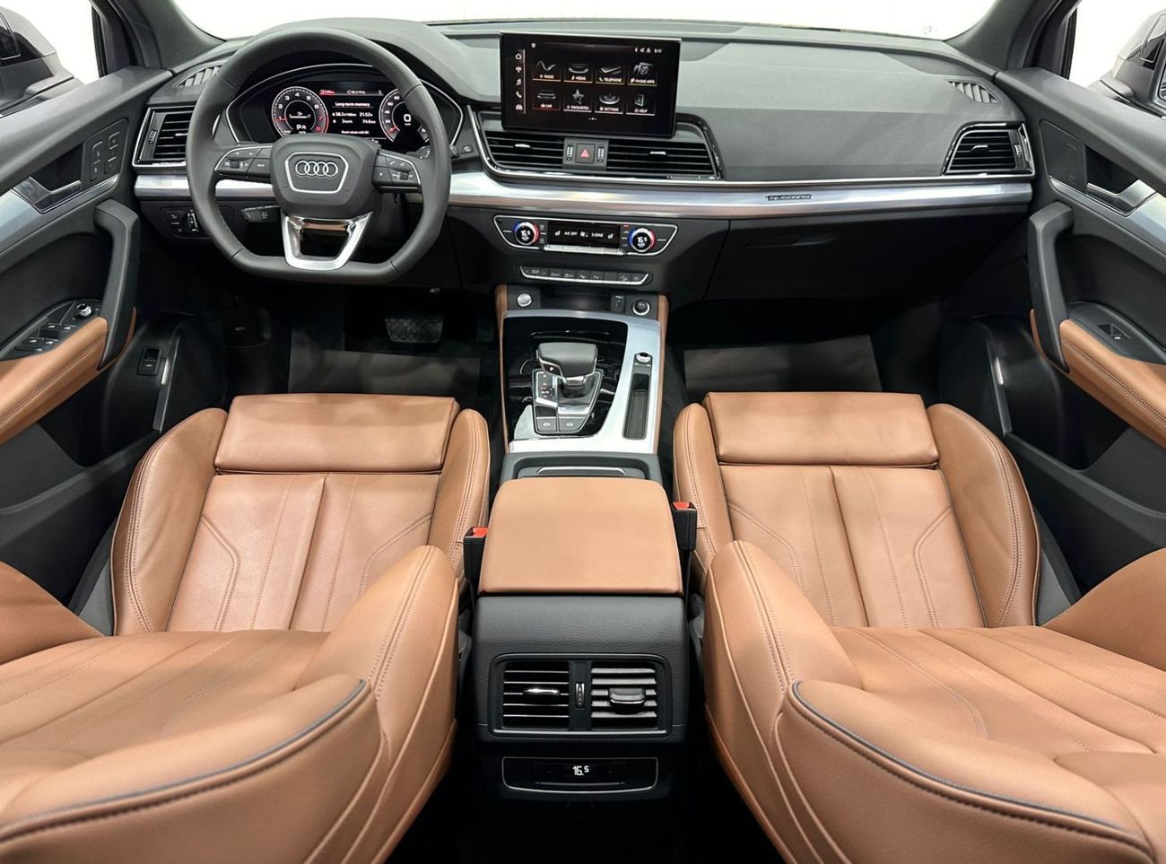 Audi Q5 *Brand New* 2023 Audi Q5 S-Line Quattro, Oct 2026 Audi Warranty, Full Options, GCC