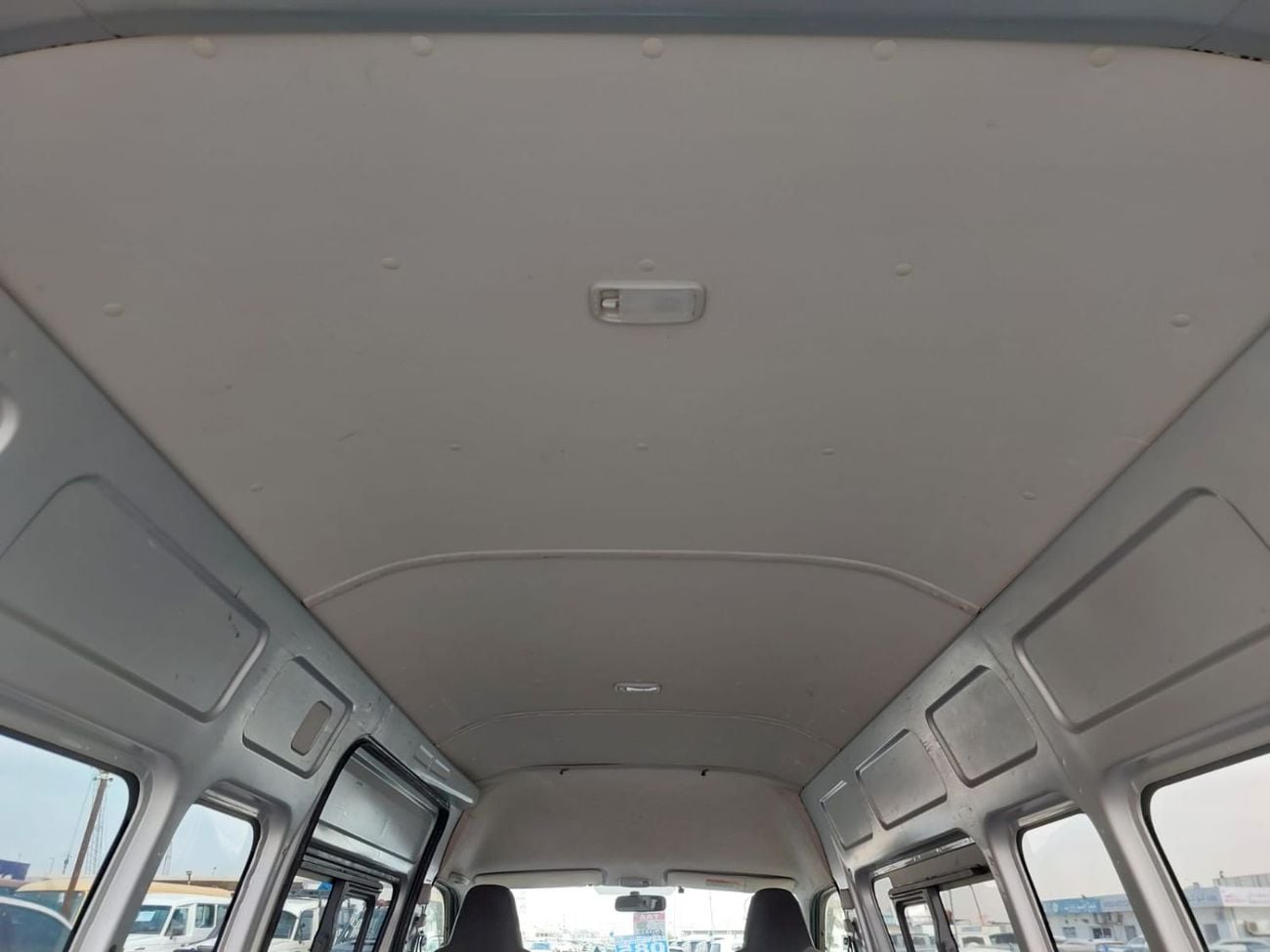 Toyota Hiace (RAMADAN OFFER) TOYOTA HIACE VAN RHD 2015 MODEL 3.0 L DIESEL AUTOMATIC(PM16503)