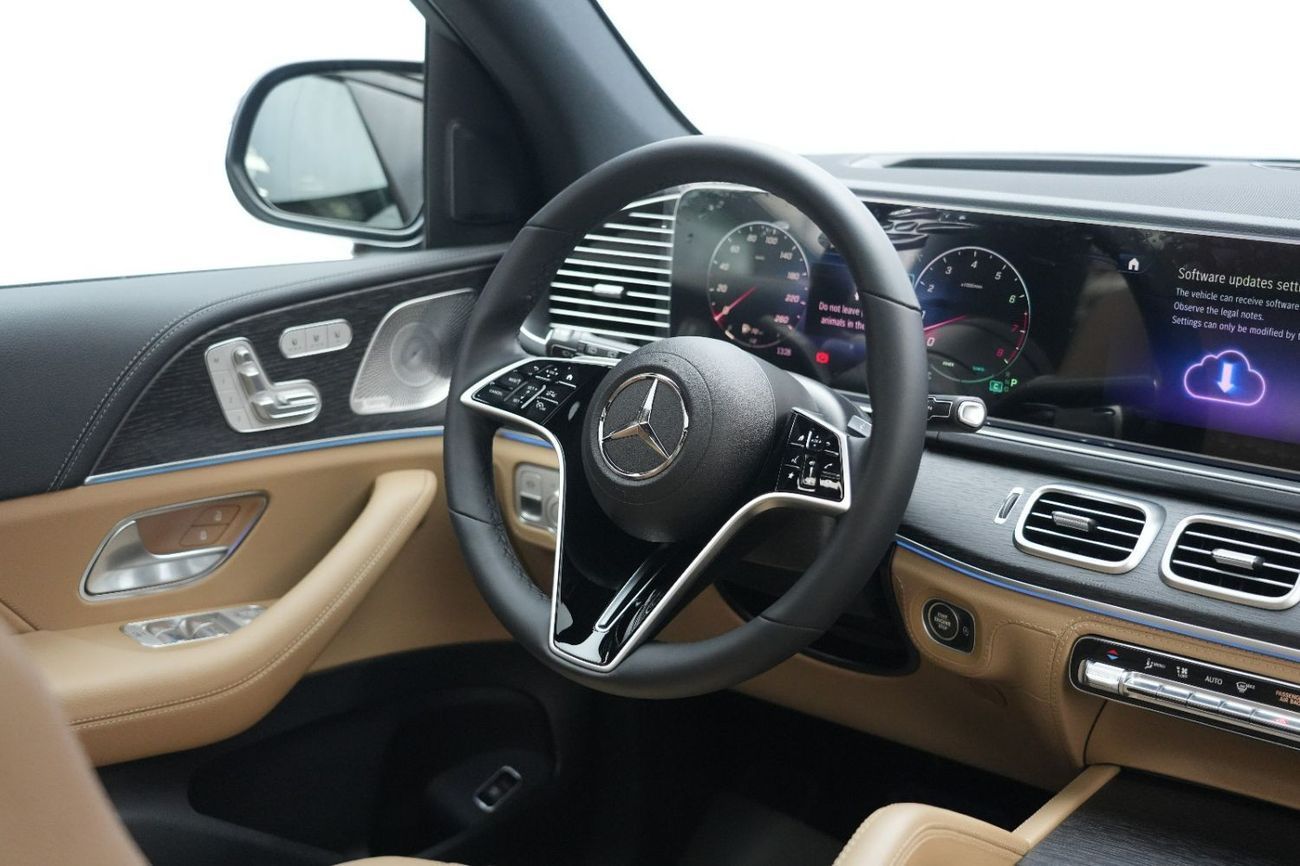 Mercedes-Benz GLE 450 AMG Mercedes-Benz GLE 450 SUV | 2025 GCC 0km | 5 Years Agency Warranty | AMG Package