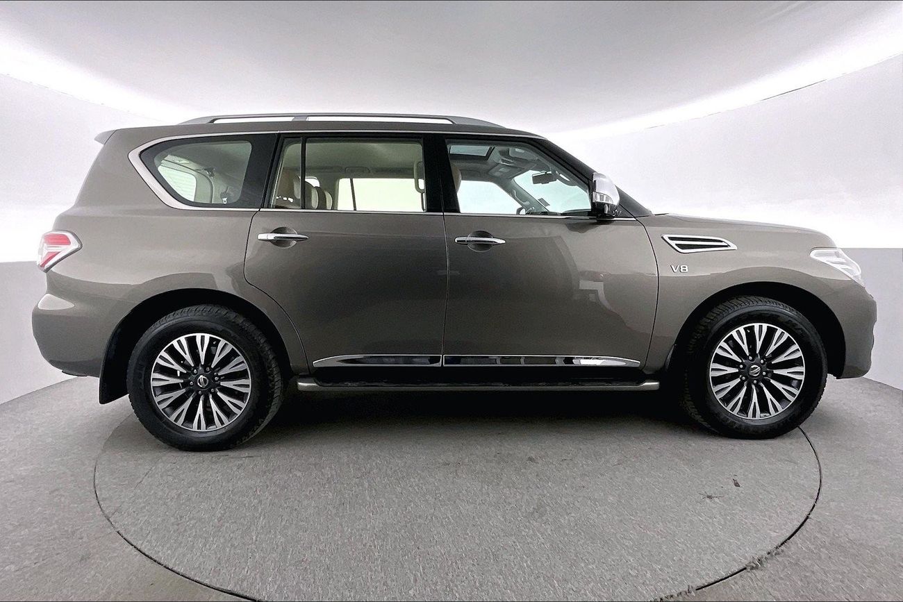 Mercedes-Benz GLS 450 Premium + (AMG Package) | Guaranteed Warranty | 0 Down Payment