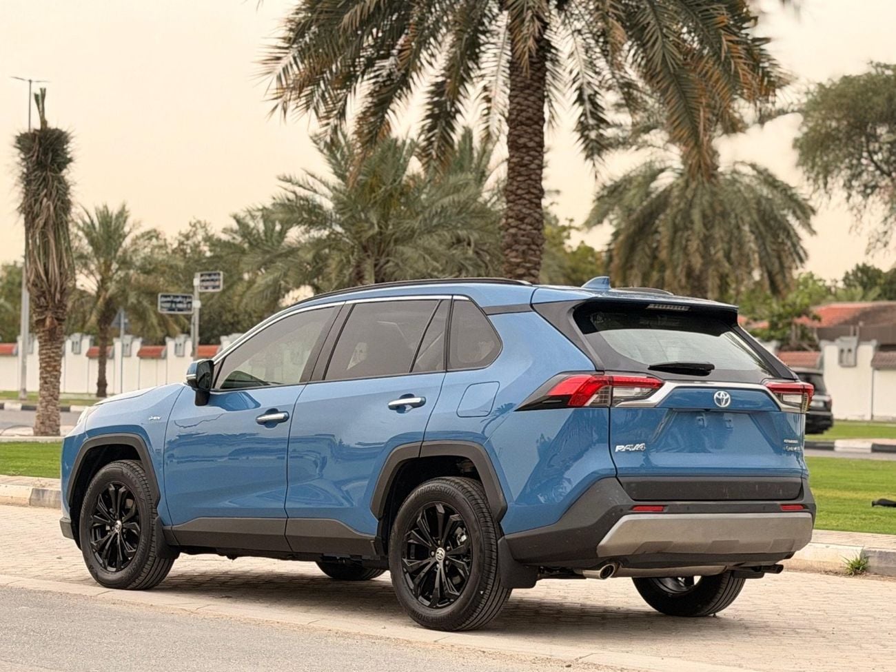 تويوتا راف ٤ Export from Australia