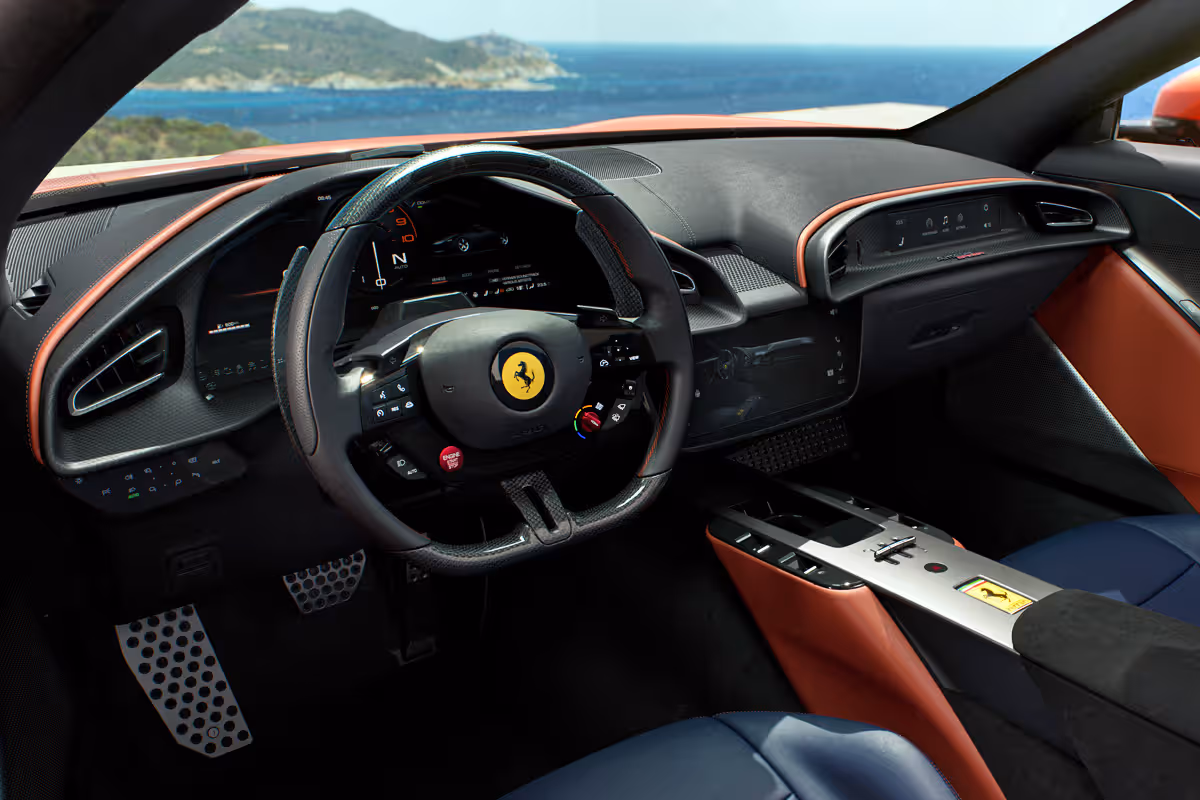 Ferrari Amalfi Spider interior - Cockpit