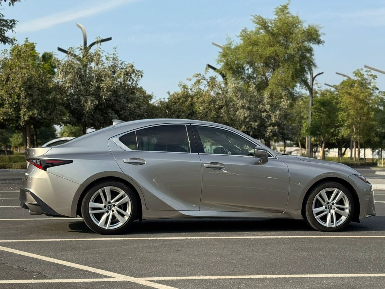 لكزس IS 300 Platinum 2.0L