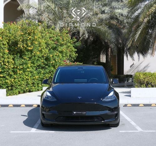 Tesla Model Y Long Range (AWD)