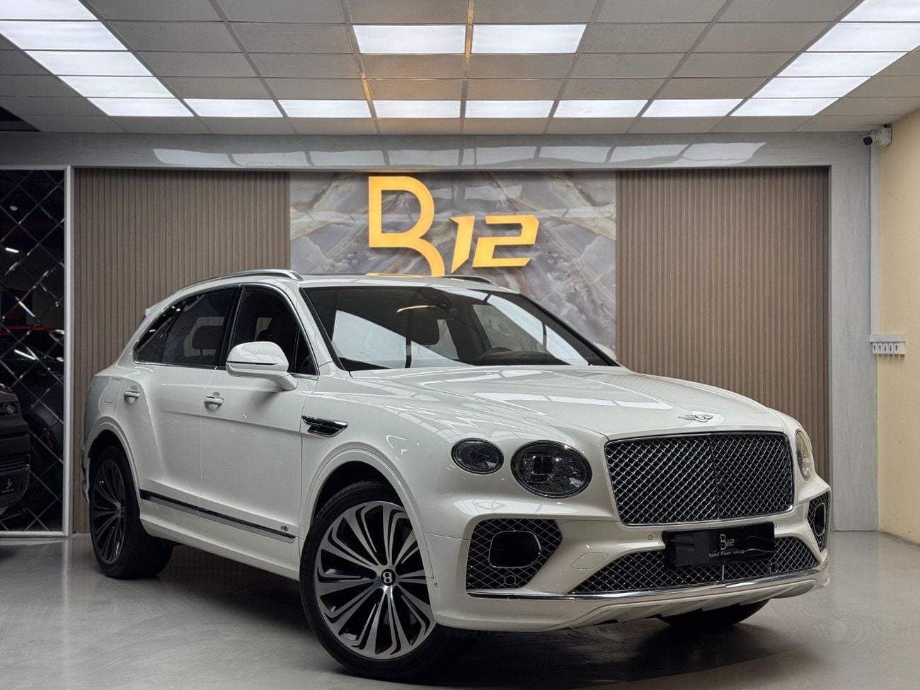 بنتلي بينتايجا Bentayga 4.0T