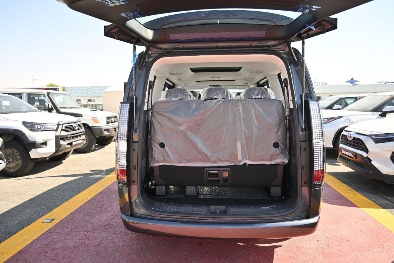 هيونداي ستاريا هيونداي ستاريا 3.5 لتر بنزين ، واجن ، دفع أمامي ، 5 أبواب ، مثبت السرعة ، كاميرا خلفية ، دي في دي ،