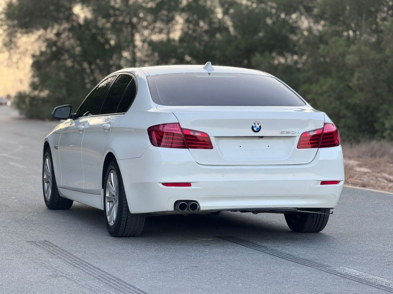 بي أم دبليو 520i